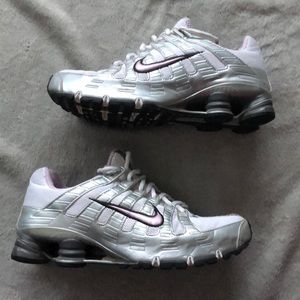 Nike Air Shox Athletic Shoes
